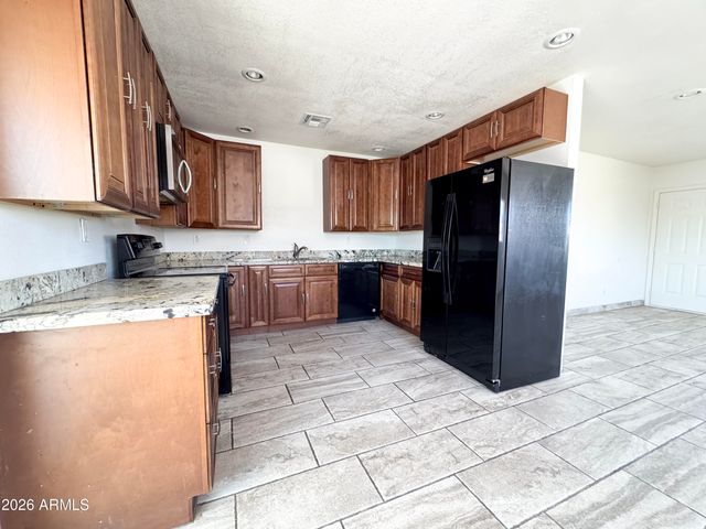 2739 W RANCHO Drive, Phoenix, AZ 85017