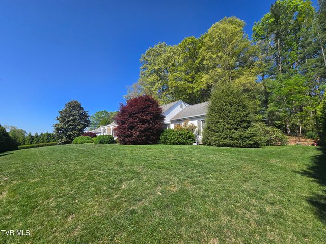 570 Valley Drive, Bristol, VA 24201