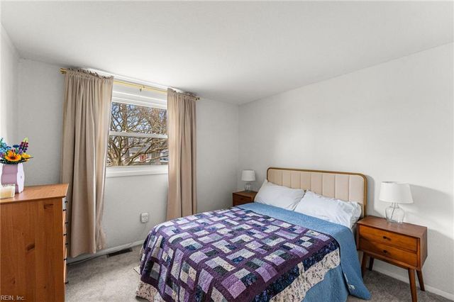 2000 Egger CIR, Hampton, VA 23663