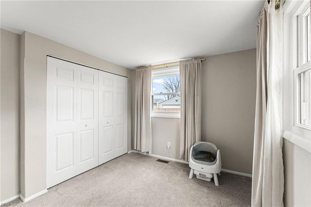 2000 Egger CIR, Hampton, VA 23663