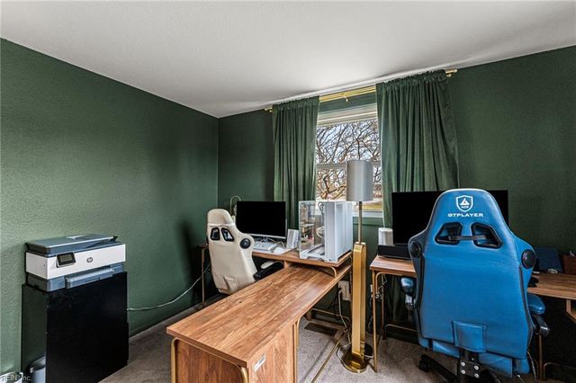 2000 Egger CIR, Hampton, VA 23663