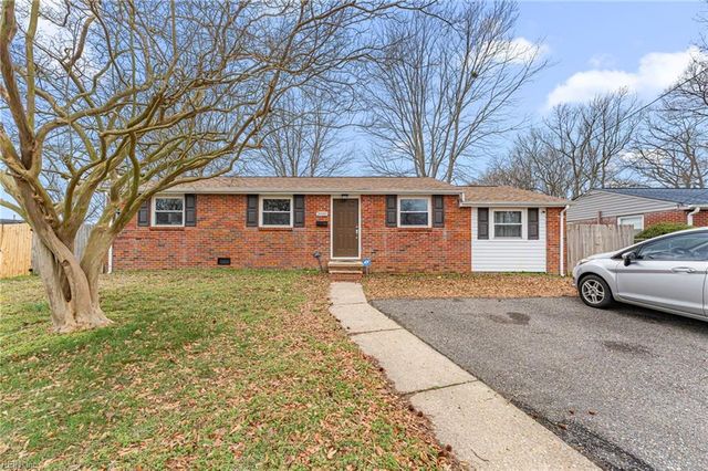2000 Egger CIR, Hampton, VA 23663