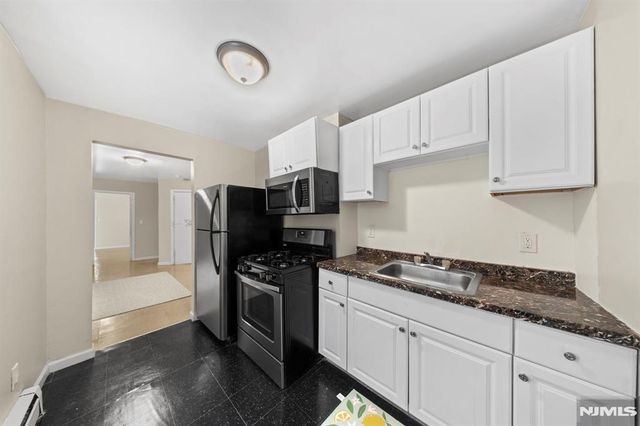 2275 John F Kennedy Boulevard 2, Jersey City, NJ 07304