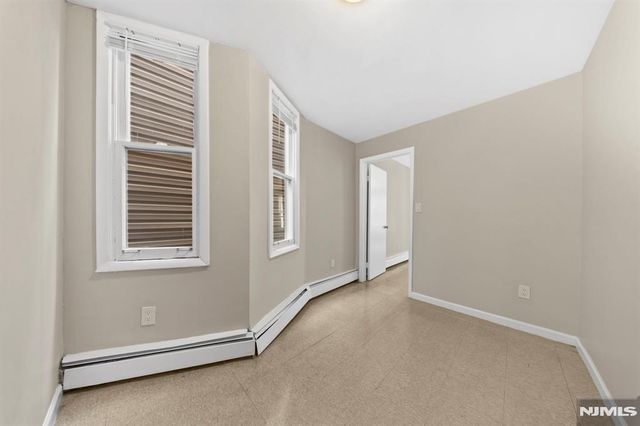 2275 John F Kennedy Boulevard 2, Jersey City, NJ 07304