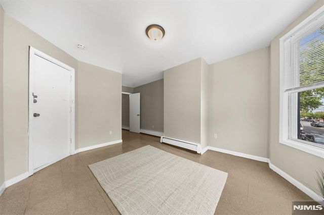 2275 John F Kennedy Boulevard 2, Jersey City, NJ 07304