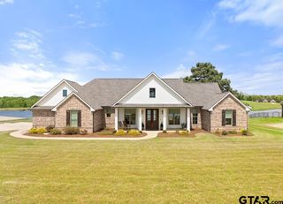23630 Champion Dr., Lindale, TX 75771