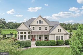 25842 YELLOW BIRCH CT, Aldie, VA 20105
