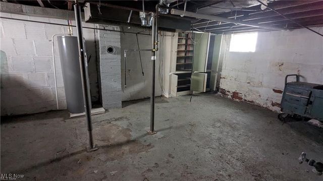 2242 East Avenue, Akron, OH 44314