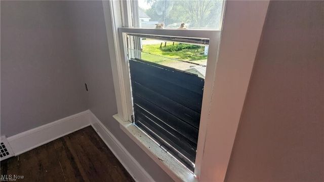 2242 East Avenue, Akron, OH 44314