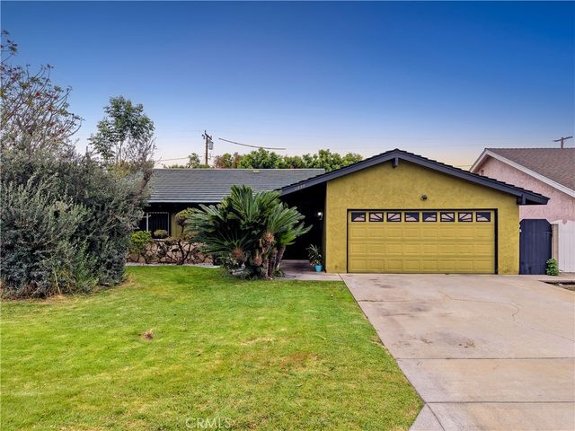 11858 Haro Ave, Downey, CA 90241