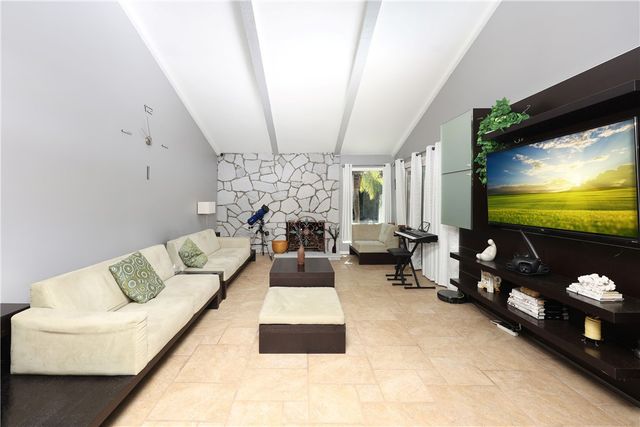 11858 Haro Ave, Downey, CA 90241