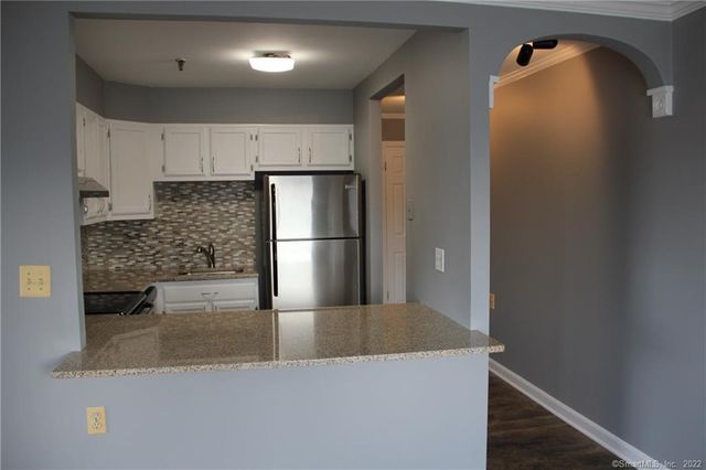 51 Schuyler Avenue APT 5A, Stamford, CT 06902