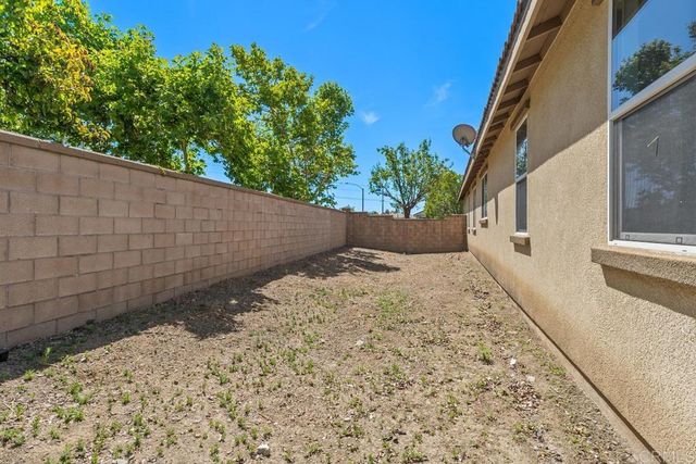 35621 Hawkeye Street, Murrieta, CA 92563
