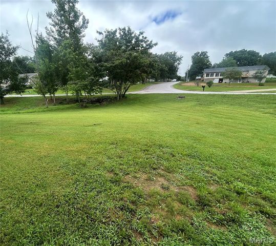 110 Autumn Oaks, St Clair, MO 63077