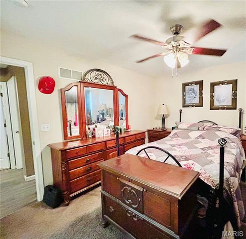 110 Autumn Oaks, St Clair, MO 63077