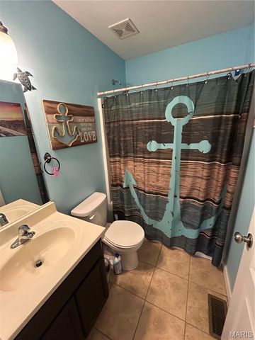 110 Autumn Oaks, St Clair, MO 63077