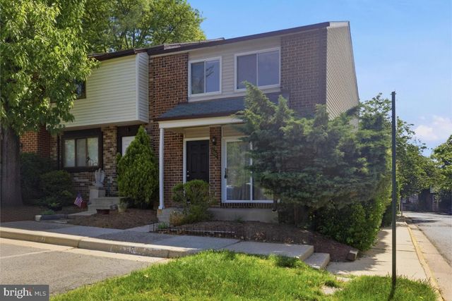 100 MARCUM CT, Sterling, VA 20164