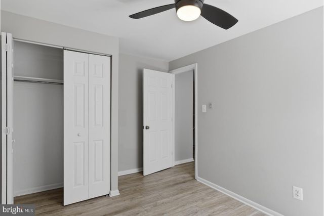 100 MARCUM CT, Sterling, VA 20164