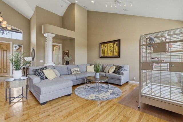 1150 Sonnys Way, Hollister, CA 95023