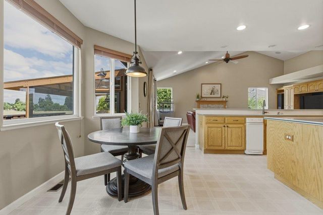 1150 Sonnys Way, Hollister, CA 95023