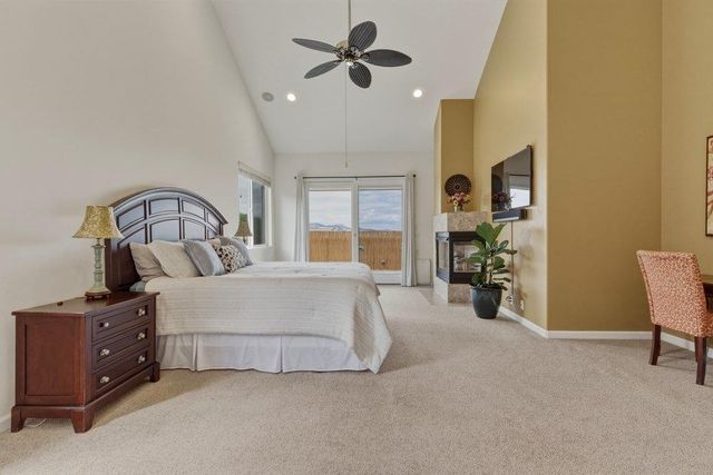 1150 Sonnys Way, Hollister, CA 95023