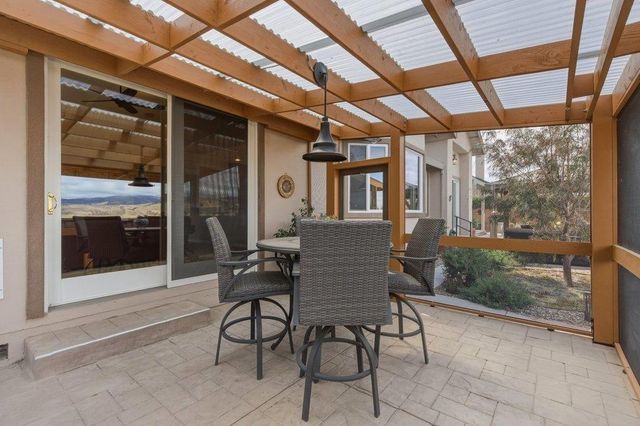 1150 Sonnys Way, Hollister, CA 95023