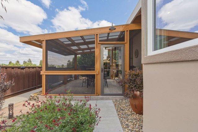 1150 Sonnys Way, Hollister, CA 95023