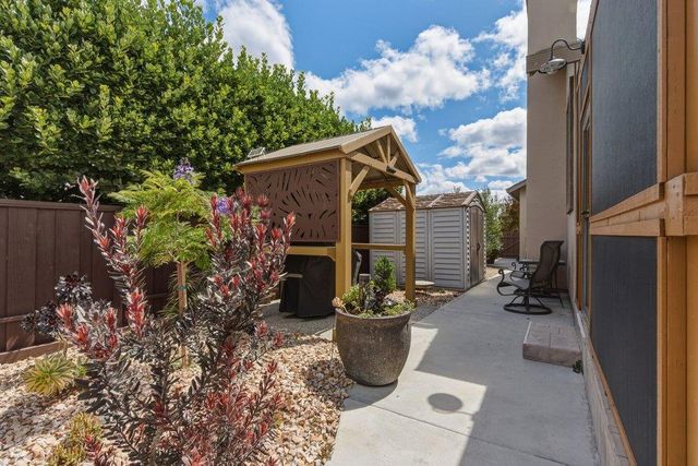 1150 Sonnys Way, Hollister, CA 95023