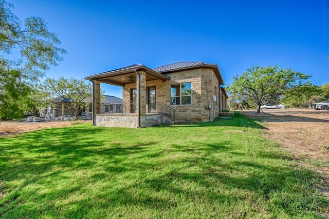 302 Parallel CIR, Horseshoe Bay, TX 78657