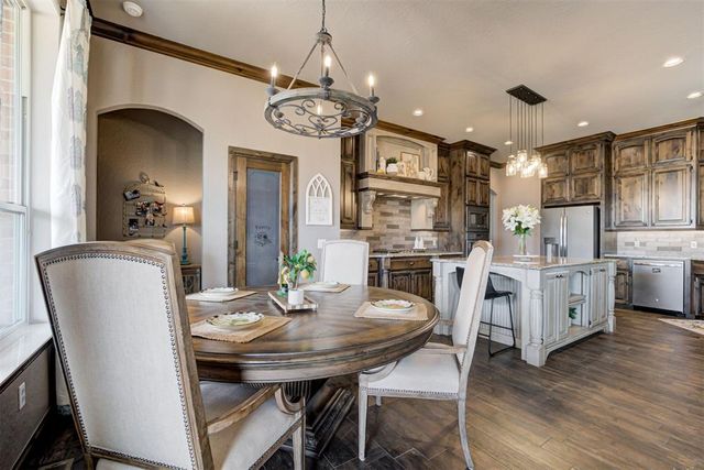 203 Raye Place, Tuttle, OK 73089