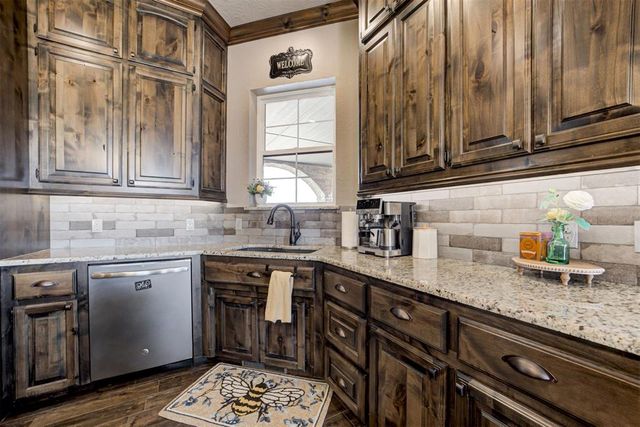 203 Raye Place, Tuttle, OK 73089