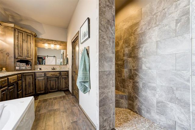203 Raye Place, Tuttle, OK 73089