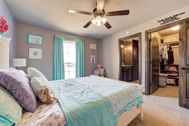 203 Raye Place, Tuttle, OK 73089