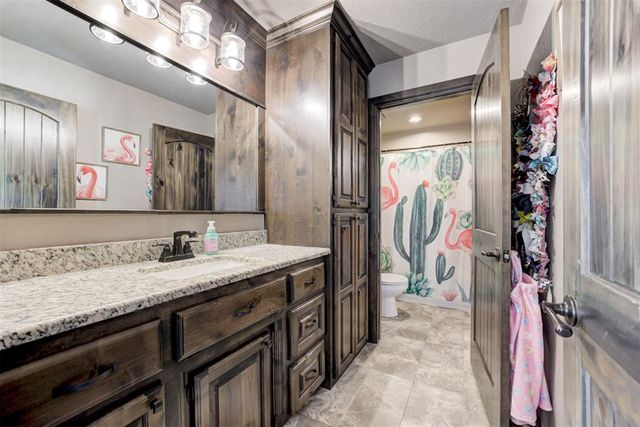 203 Raye Place, Tuttle, OK 73089