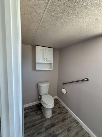 11808 US HWY 183 Highway, Buda, TX 78610