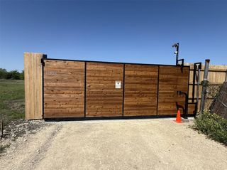 11808 US HWY 183 Highway, Buda, TX 78610