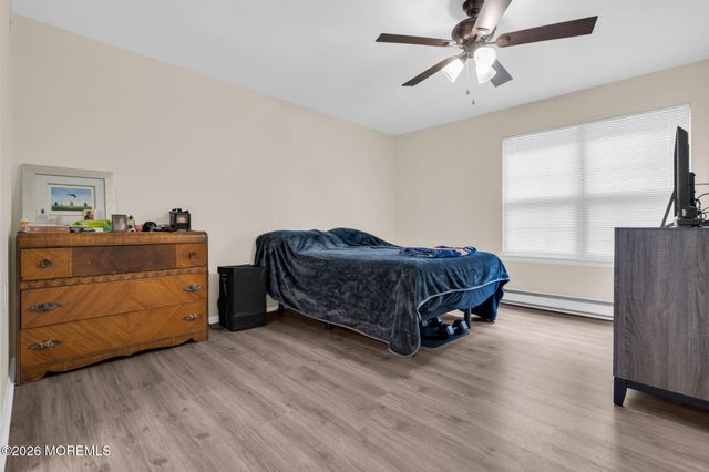 3 Maidstone Way, Manchester, NJ 08759