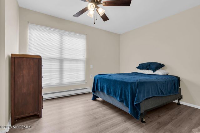3 Maidstone Way, Manchester, NJ 08759
