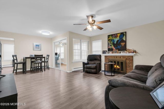 3 Maidstone Way, Manchester, NJ 08759