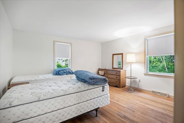 16 Heritage Pl, Dennis, MA 02660