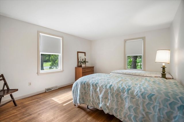 16 Heritage Pl, Dennis, MA 02660