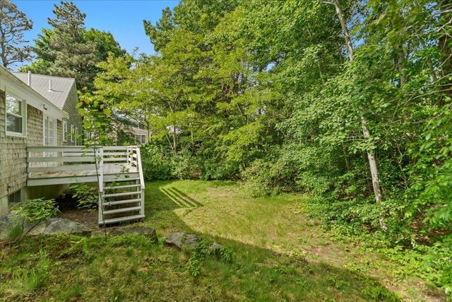16 Heritage Pl, Dennis, MA 02660