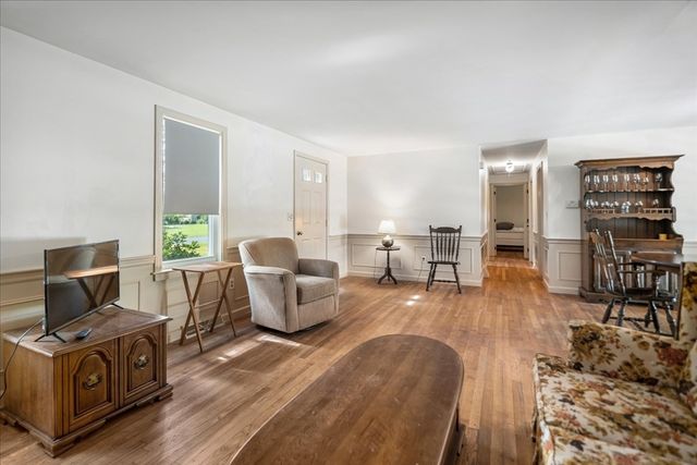 16 Heritage Pl, Dennis, MA 02660