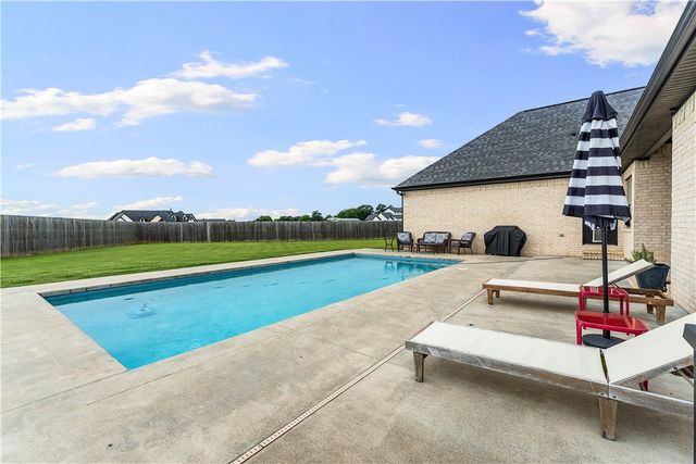 12267 Shells Court, Farmington, AR 72730
