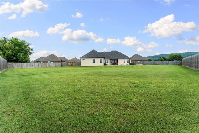 12267 Shells Court, Farmington, AR 72730