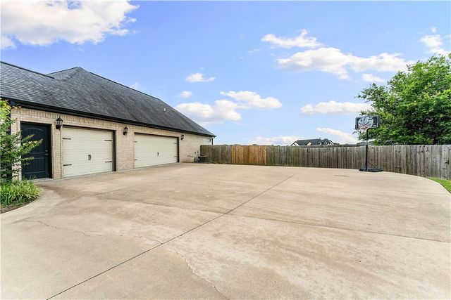 12267 Shells Court, Farmington, AR 72730