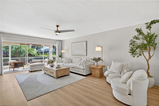 9832 Luna CIR # 103G, Naples, FL 34109