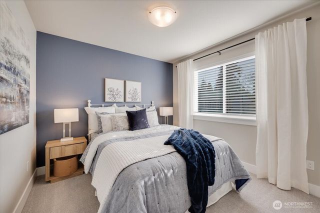 20812 99th Place S, Kent, WA 98031