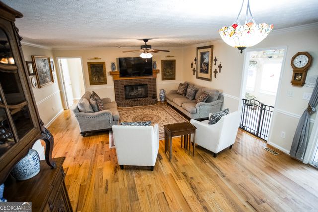 4450 Bay Creek Road, Loganville, GA 30052