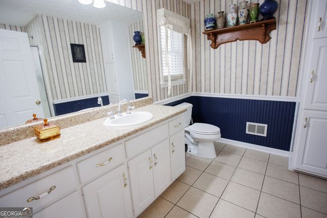 4450 Bay Creek Road, Loganville, GA 30052